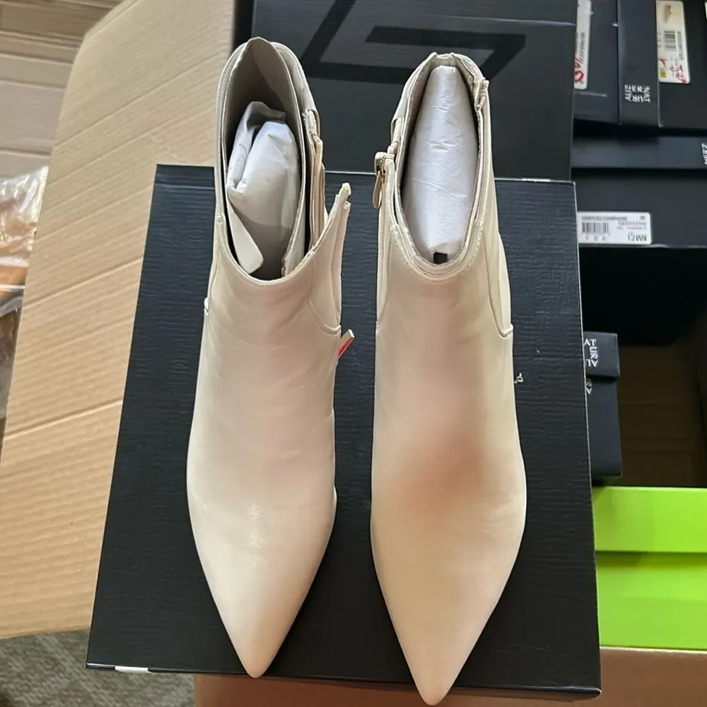 27 EDIT Naturalizer Florentine Bootie in Satin Pearl Leather - Picture 5 of 7